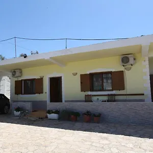  Apartament Paza Albania